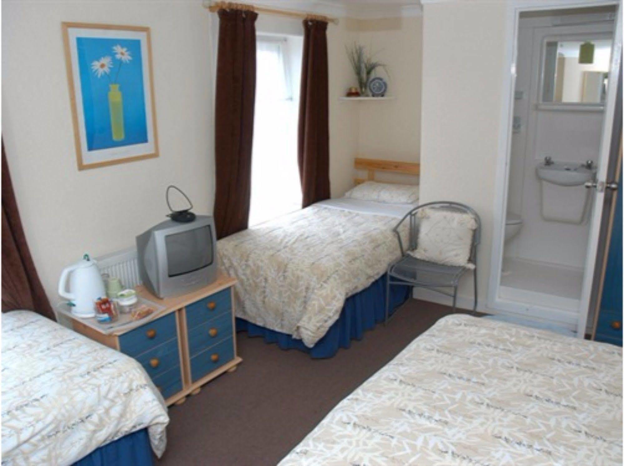 Kentmere Guest House Folkestone Exterior photo
